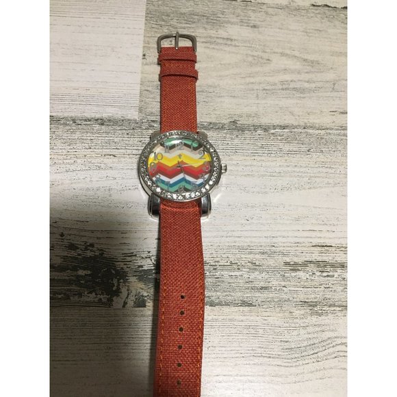 Set of five woman’s fashion watches - Picture 8 of 11